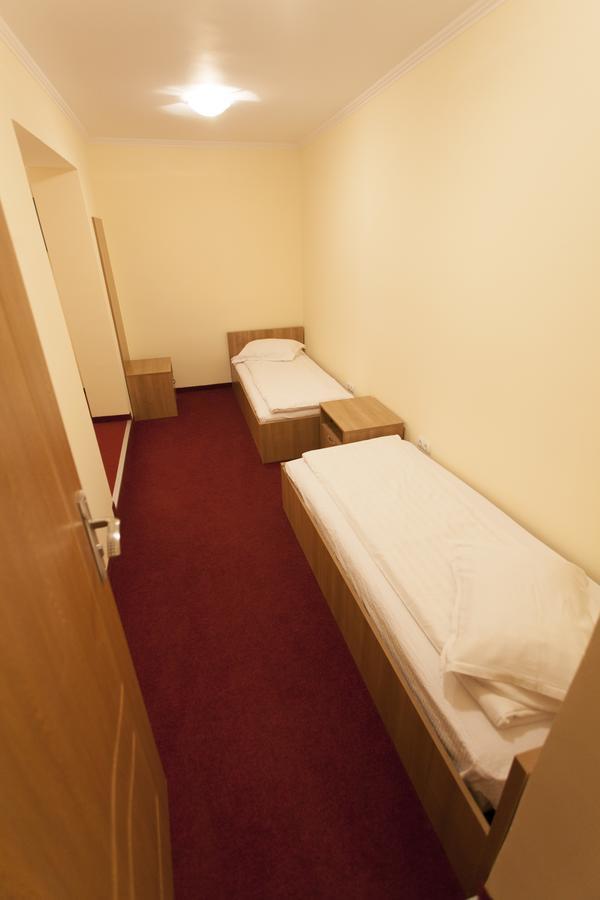 Fan Hotel 3*